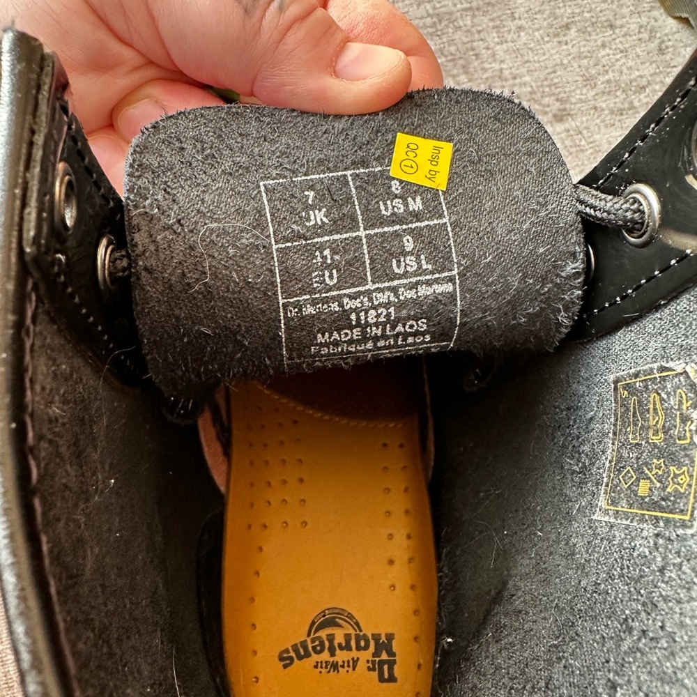 Dr. Martens 1460 Patent Leather Women’s Boot Size 8/9